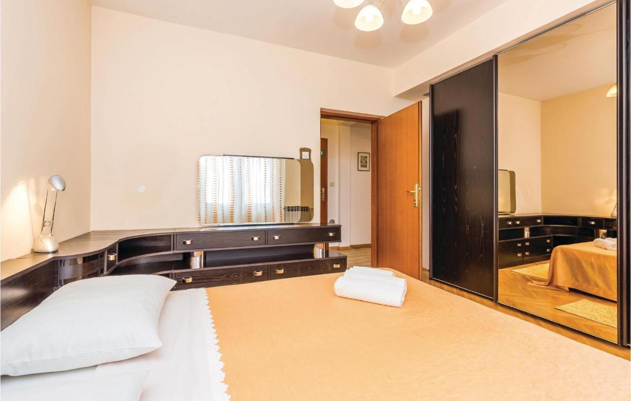 Lovely Apartment In Matulji With Kitchen Екстер'єр фото